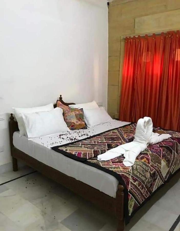 Resting Love Hostel Jaisalmer Extérieur photo
