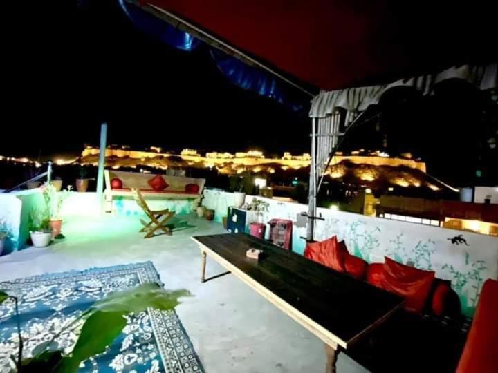 Resting Love Hostel Jaisalmer Extérieur photo